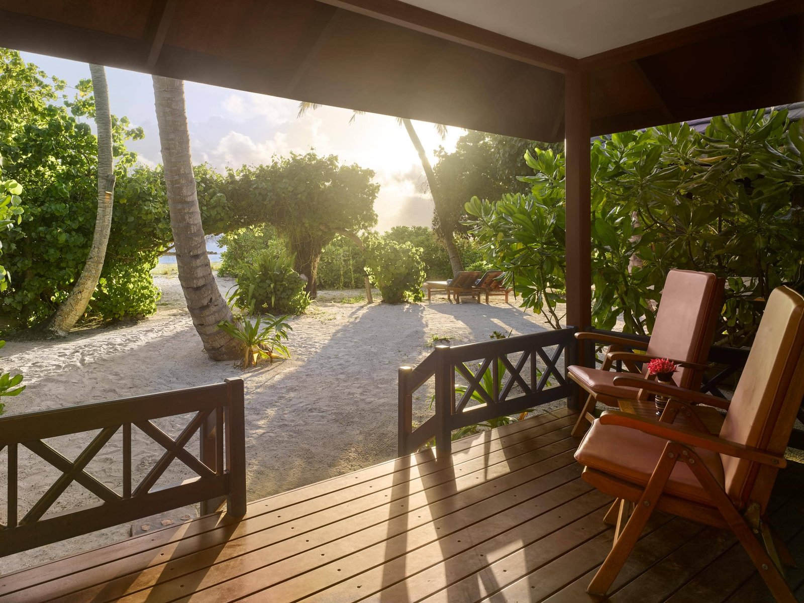 Royal-Island-Sunset-Beach-Villa-Veranda-Large