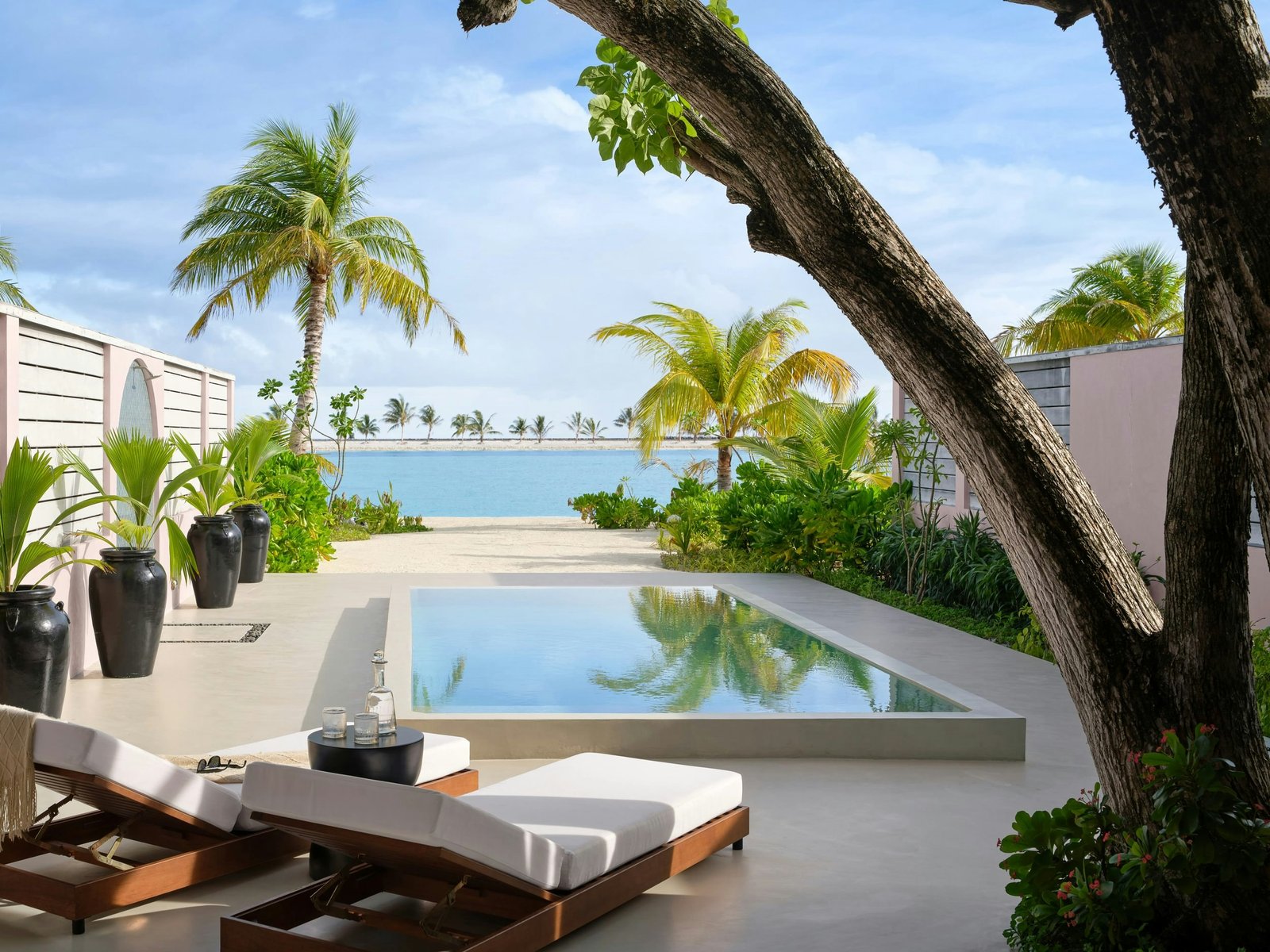 Villa-Haven-Beach-Pool-Villa-Poolside-Large
